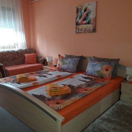 Nela Apartmani Ni Esterno foto